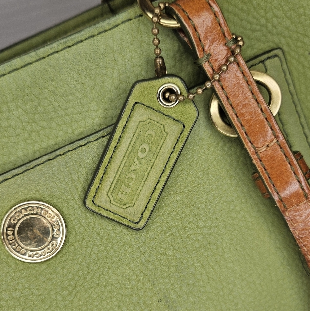 Vintage Coach Chelsea Tote Green Nubuc F10187 Rare - Picture 11 of 14